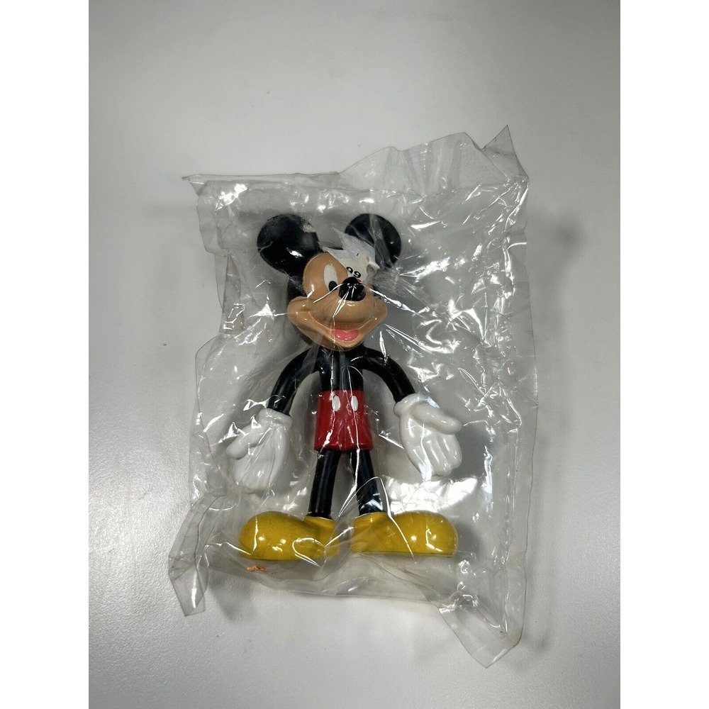 Vintage New Sealed Walt Disney World Resort Mickey Mouse  4" Tall PVC‎ Figure.
